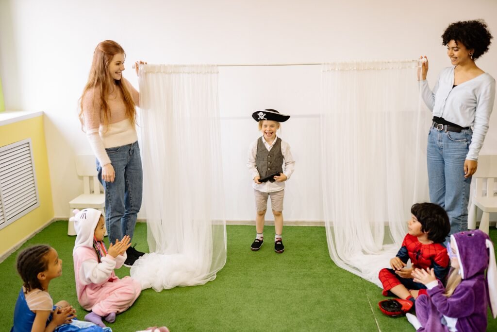 Indoor activities for preschoolers on a rainy day at home